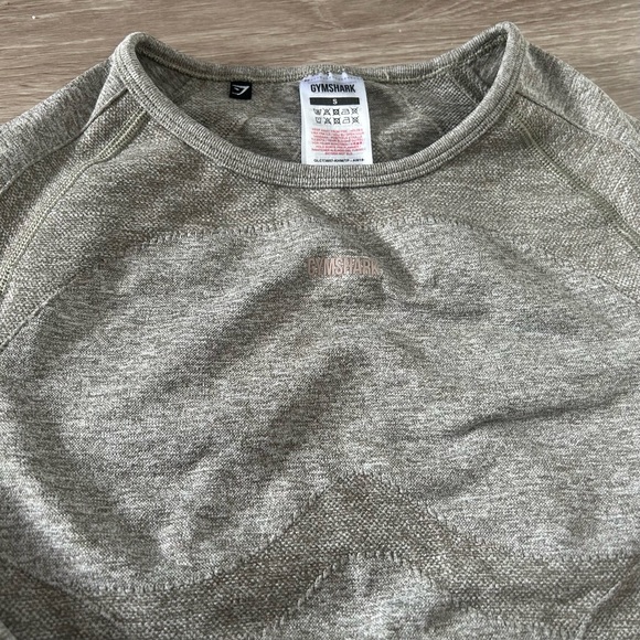 Gymshark long sleeve crop top - Picture 3 of 5